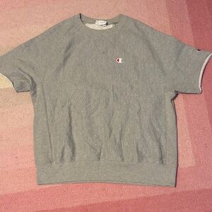 Champion Men's Gray Crewneck Sweater